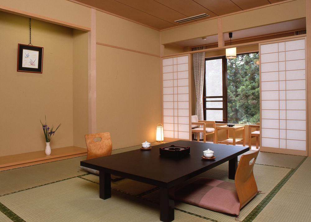 Nikko Green Hotel Natsukashiya Fuwari Bagian luar foto